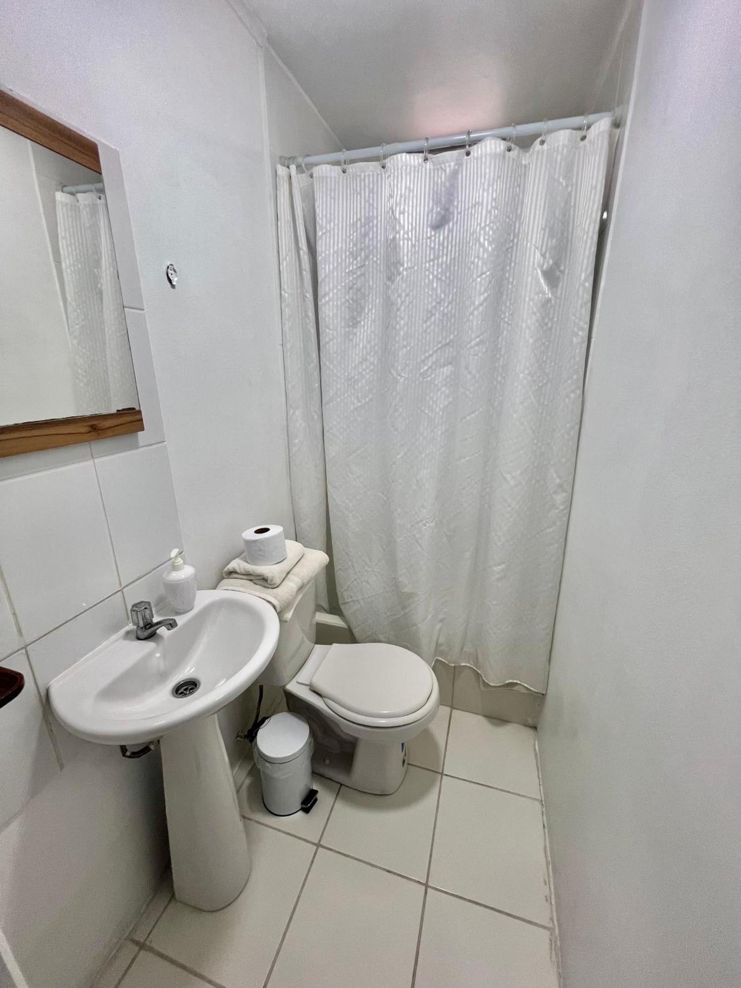 וינה דל מר Hostal Ravello מראה חיצוני תמונה